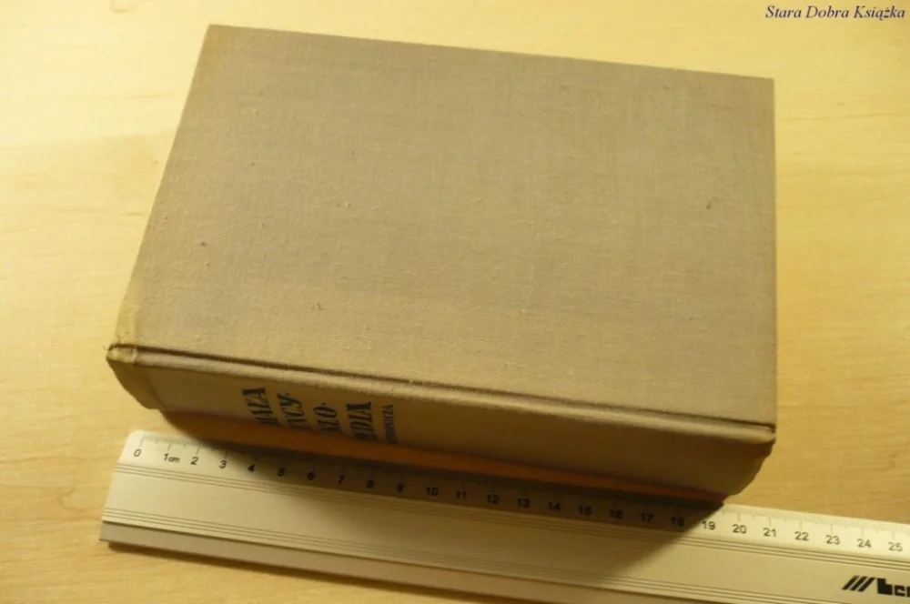 Wysoka jakość MAŁA ENCYKLOPEDIA PRZYRODNICZA (1957)
