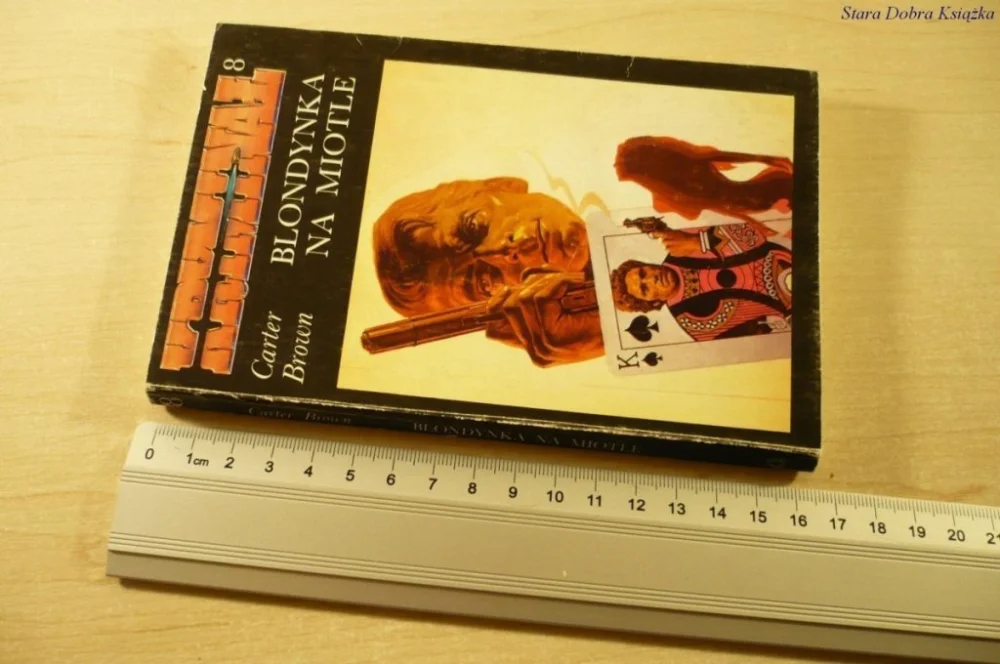 BLONDYNKA NA MIOTLE - Carter Brown (1991) Oferta