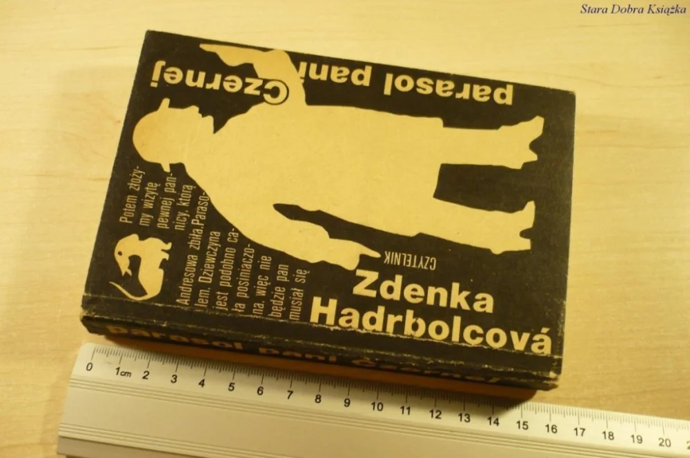 PARASOL PANI CZERNEJ - Zdenka Hadrbolcova (1982) Dodaj do koszyka