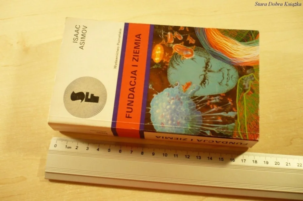 FUNDACJA I ZIEMIA - Isaac Asimov (1992) Dostępne od ręki