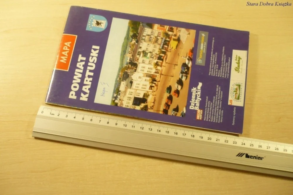 Ograniczona ilość POWIAT KARTUSKI 1: 100 000