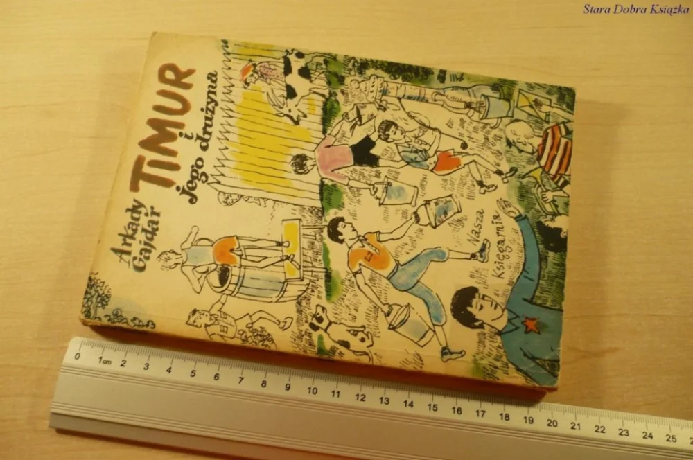 TIMUR I JEGO DRUŻYNA - Arkady Gajdar (1988) Dostępne od ręki