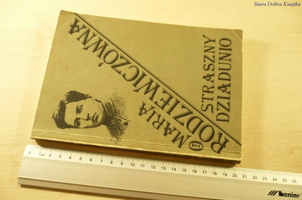 Sprawdź teraz STRASZNY DZIADUNIO - Maria Rodziewiczówna (1988)
