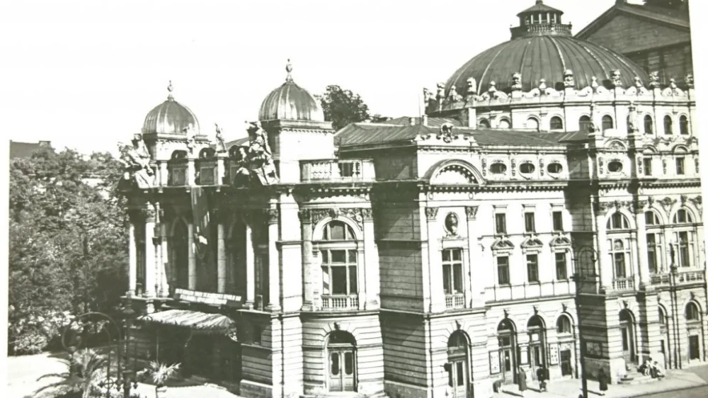 KRAKÓW - TEATR IM. SŁOWACKIEGO Dostępne od ręki
