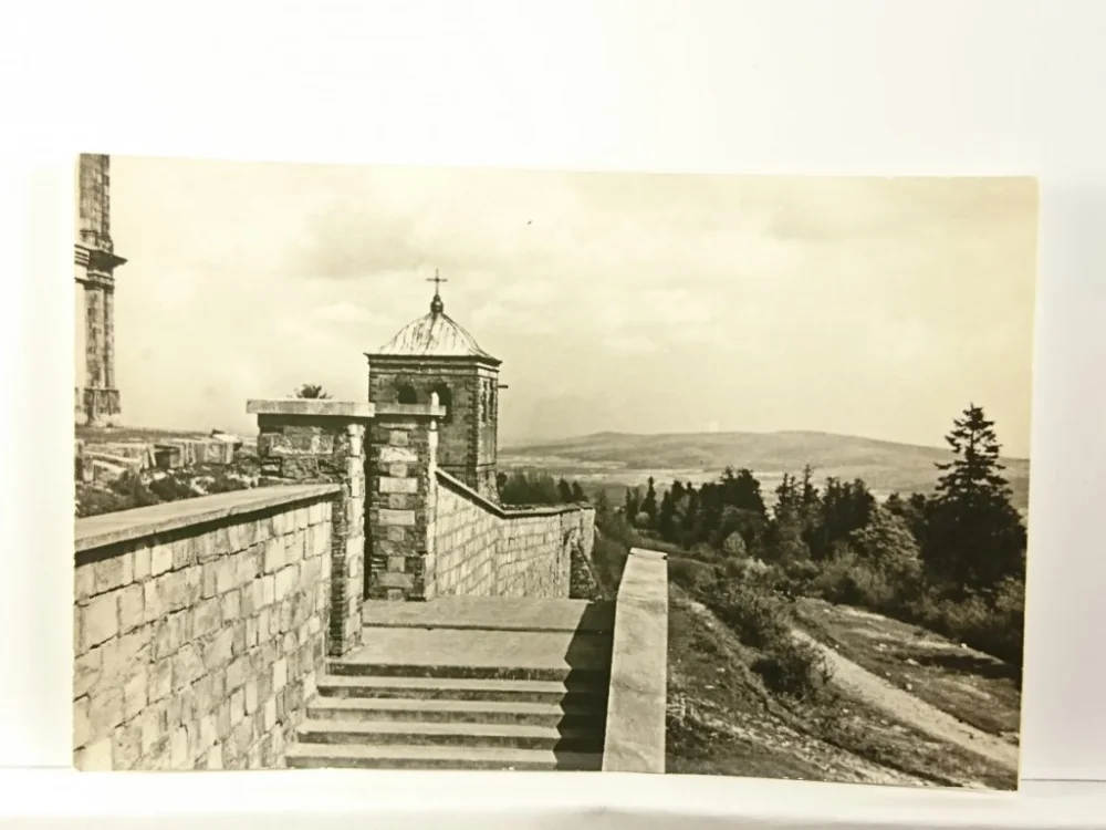 Bezpieczne zakupy ŚW. KRZYŻ - FRAGMENT SCHODÓW Z WIDOKIEM NA