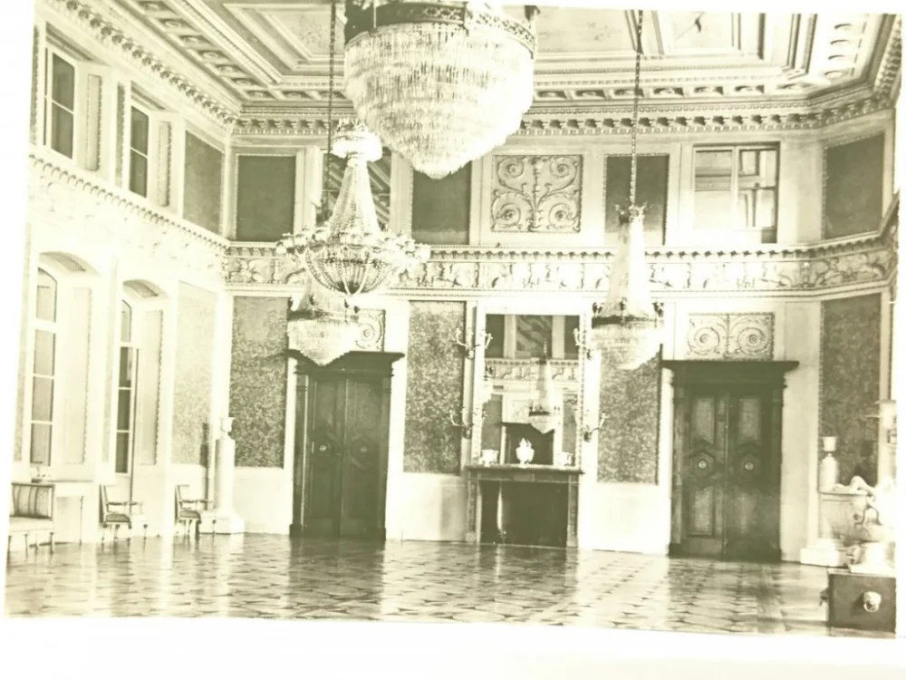 Kup teraz ŁAŃCUT - ZAMEK - OBECNIE MUZEUM. SALA BALOWA