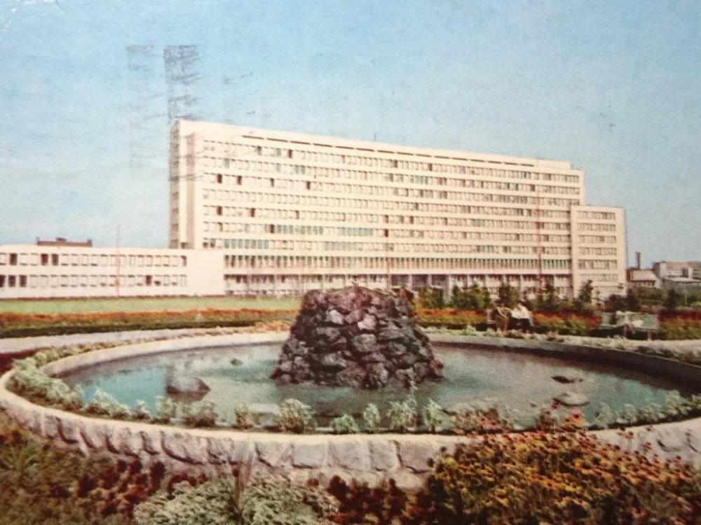 Hit sprzedaży BRATISLAVA - GOTTWALDOVO NAMESTIE