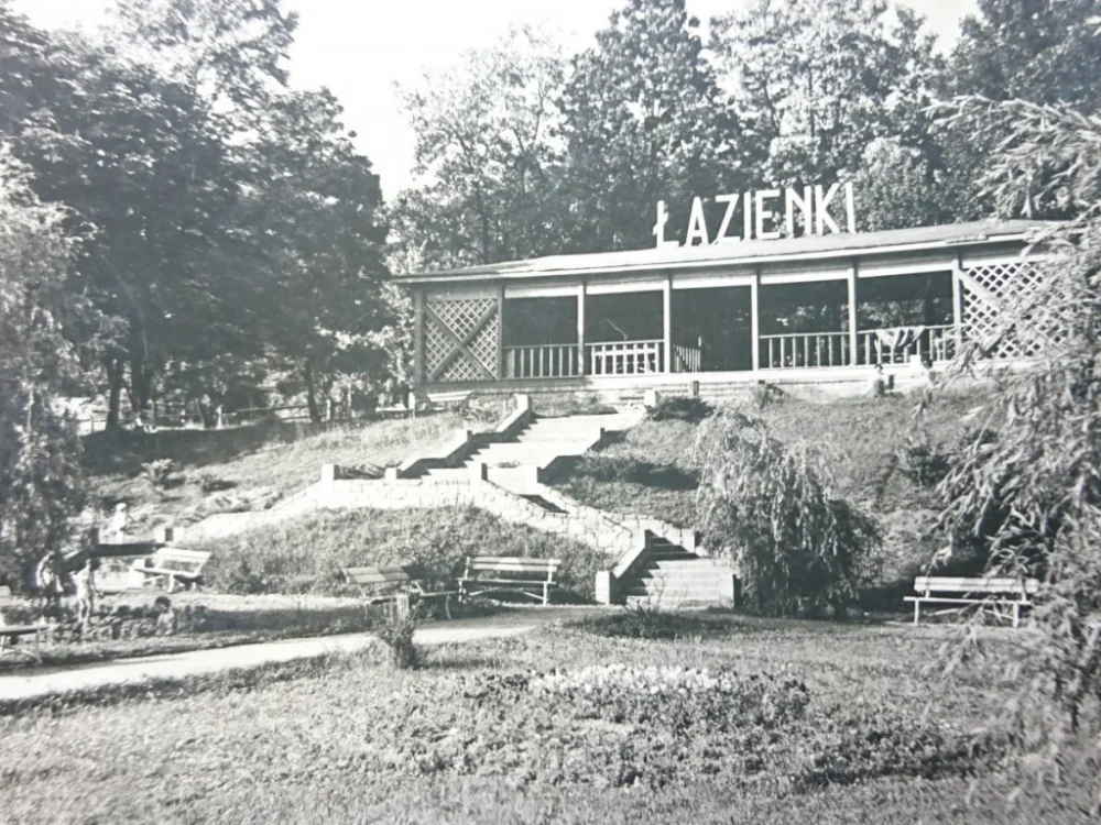 PIWNICZKA ZDRÓJ. ŁAZIENKI Dostępne od ręki