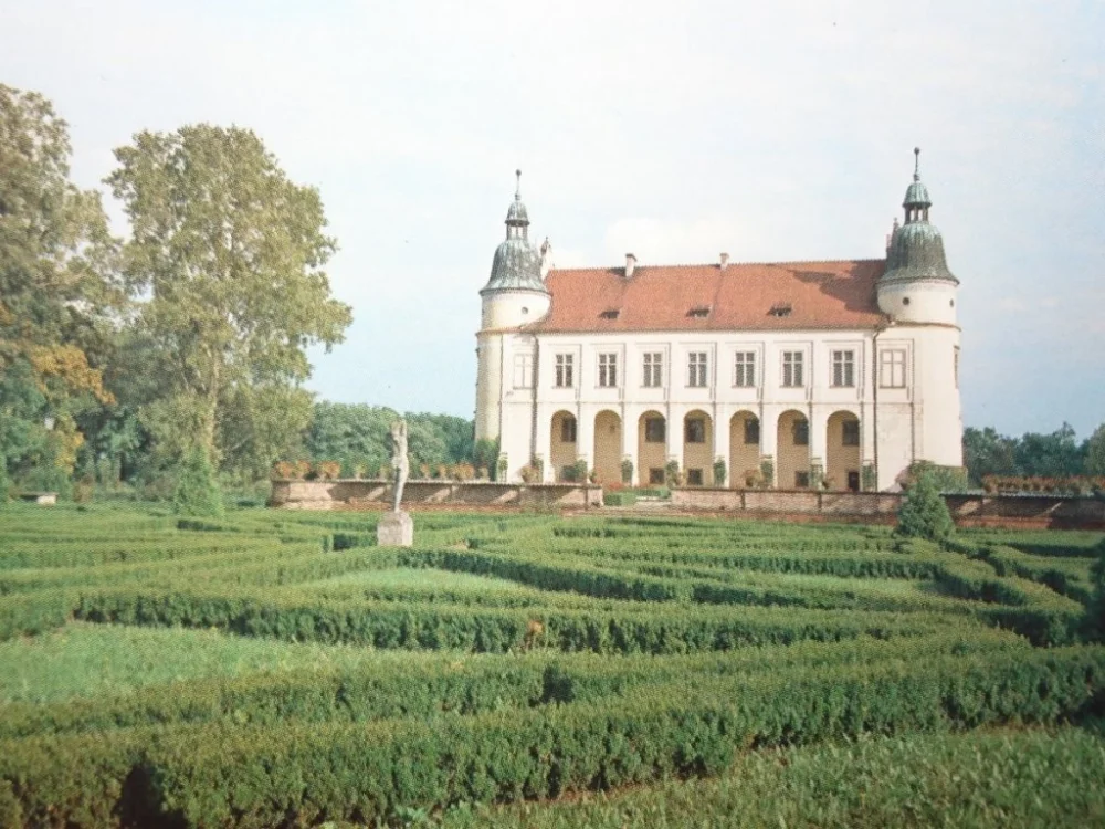 Oferta limitowana BARANÓW SANDOMIERSKI. RENESANSOWY ZAMEK 1591-1606