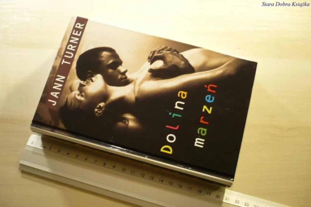 Popularny DOLINA MARZEŃ - Jann Turner 2001