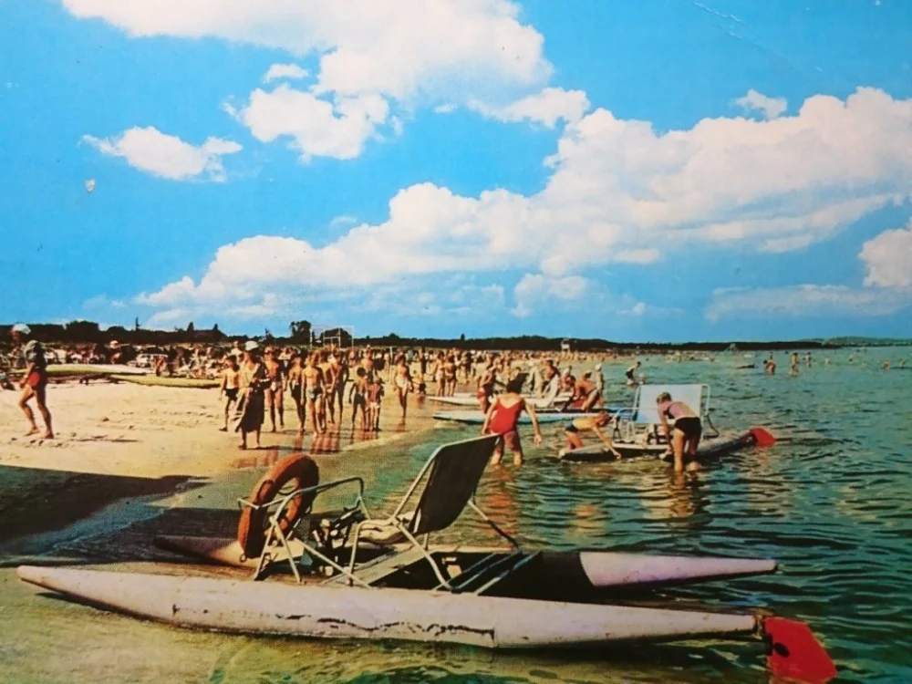 ŚWINOUJŚCIE. NA PLAŻY Kup online