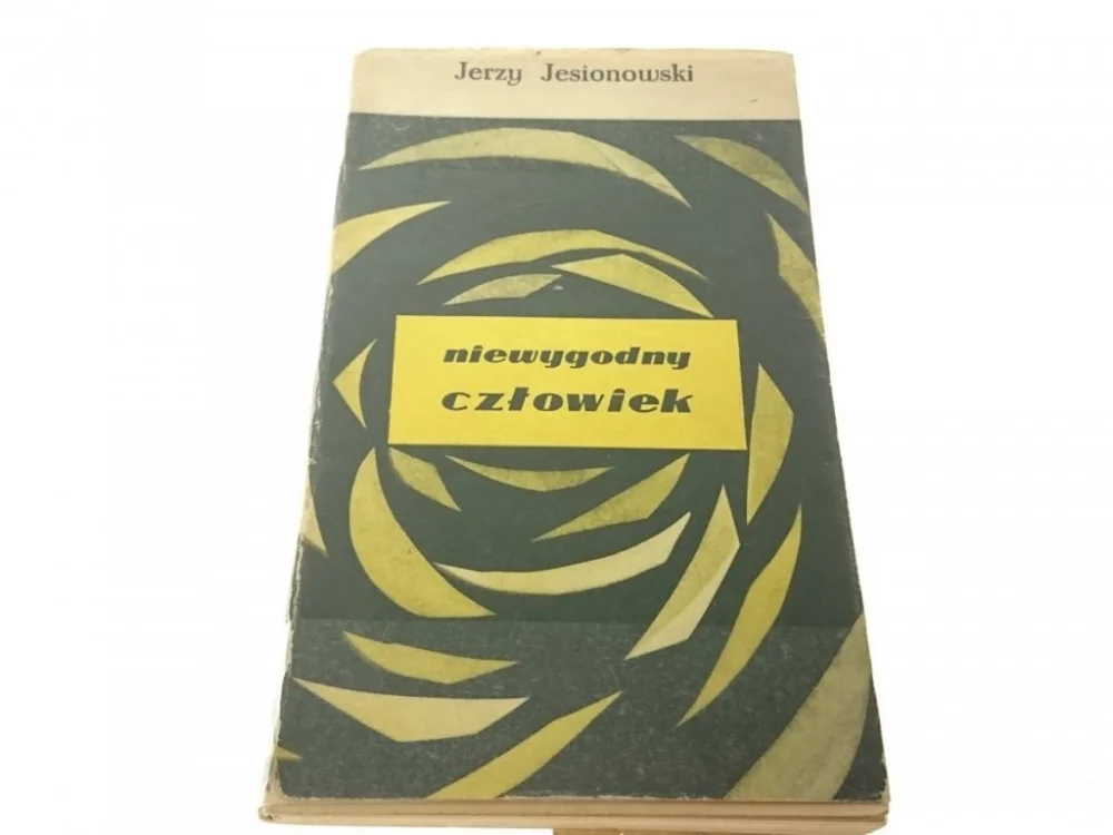 Nie przegap NIEWYGODNY CZŁOWIEK - Jerzy Jesionowski 1965